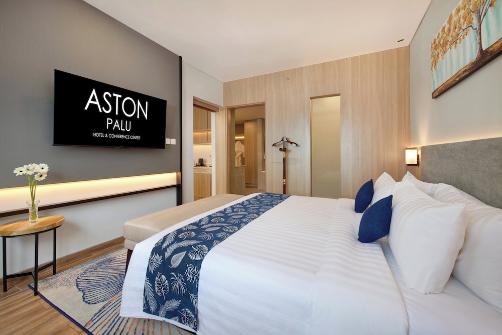 aston palu hotel and conference center