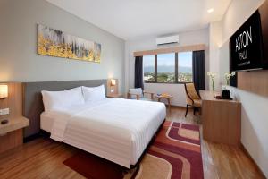 aston palu hotel and conference center