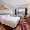 aston palu hotel and conference center