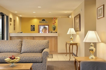 Days Inn By Wyndham Plainfield,Indianapolis International Airport>>Indianapolis,2 star