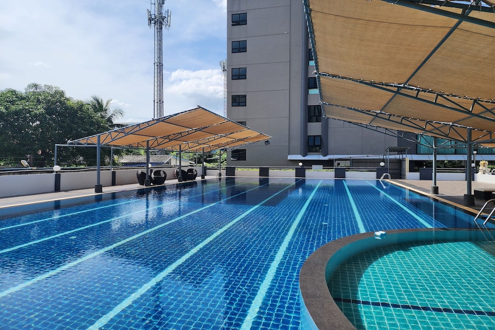 khlong luang