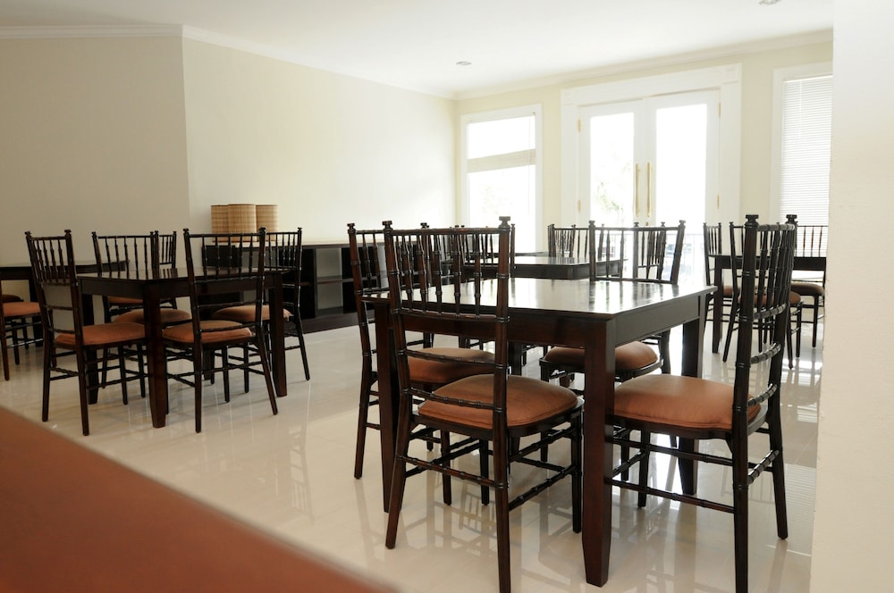 noola inn hotel bogor