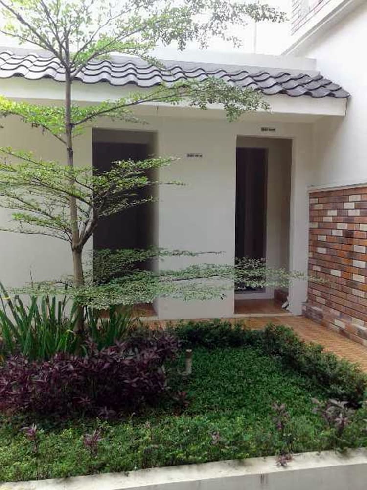 noola inn hotel bogor