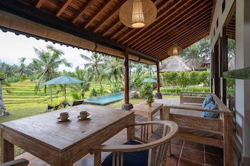 green sari private villa