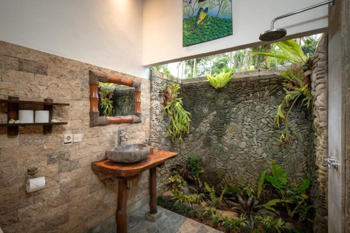 green sari private villa