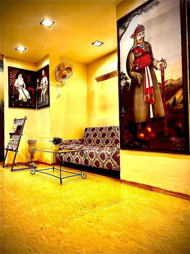 hotel rajwada inn and club