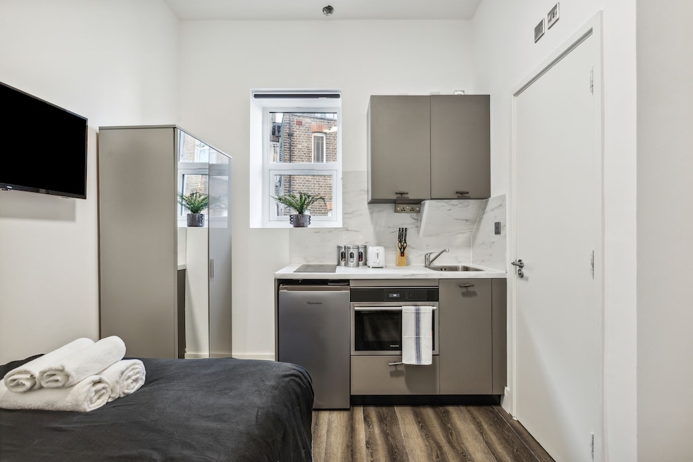 sutherland apartments