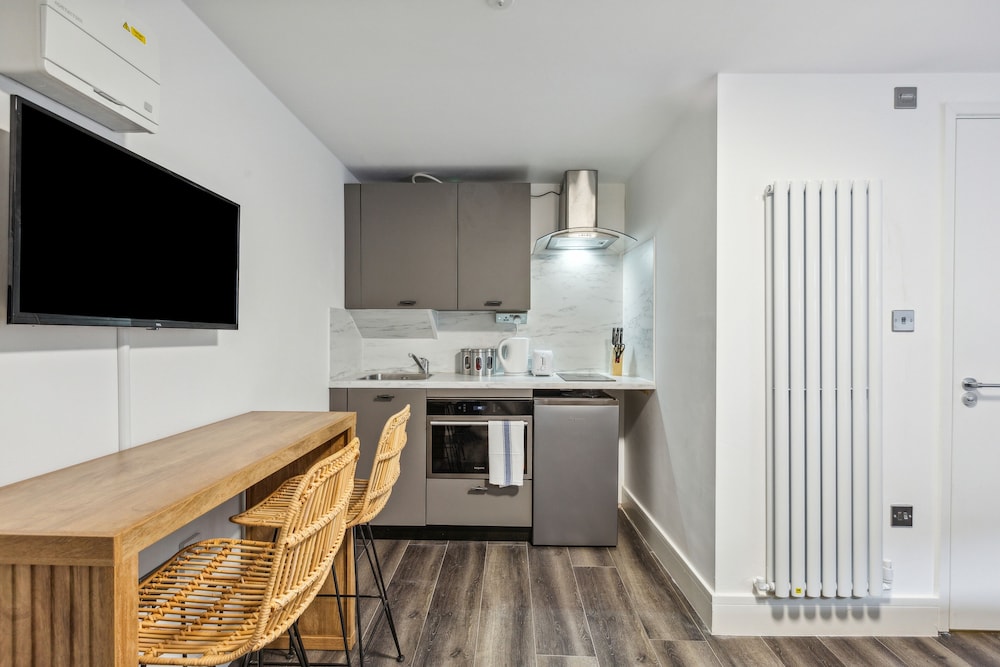 sutherland apartments