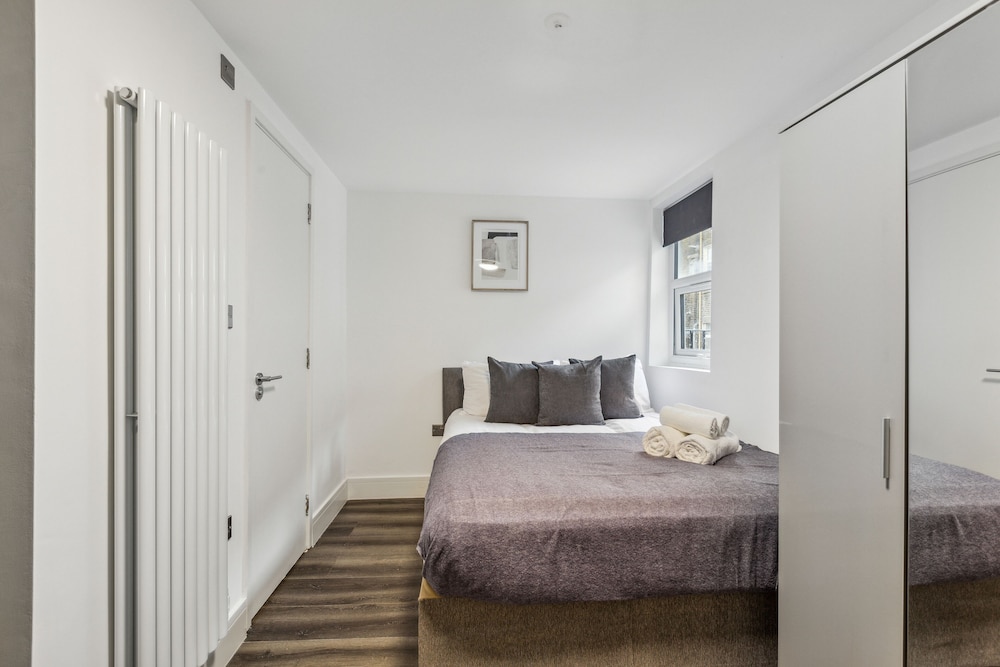 sutherland apartments