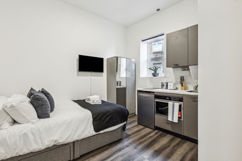 sutherland apartments