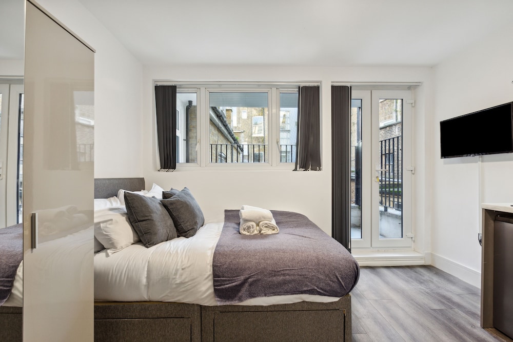 sutherland apartments