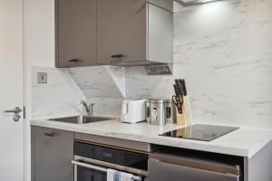 sutherland apartments