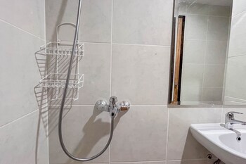 cozy studio apartment delft ciputra makassar