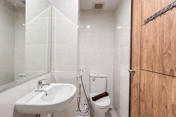 cozy studio apartment delft ciputra makassar