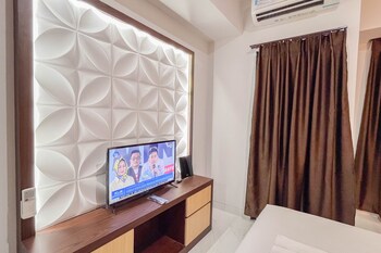 cozy studio apartment delft ciputra makassar