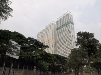 strategic and best deal studio at apartment b residence