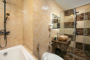 bao ngoc hotel