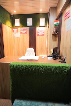 roomshala 126 mannat inn