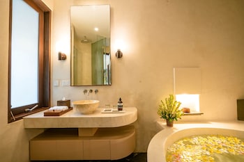 villa pulung jimbaran by nakula