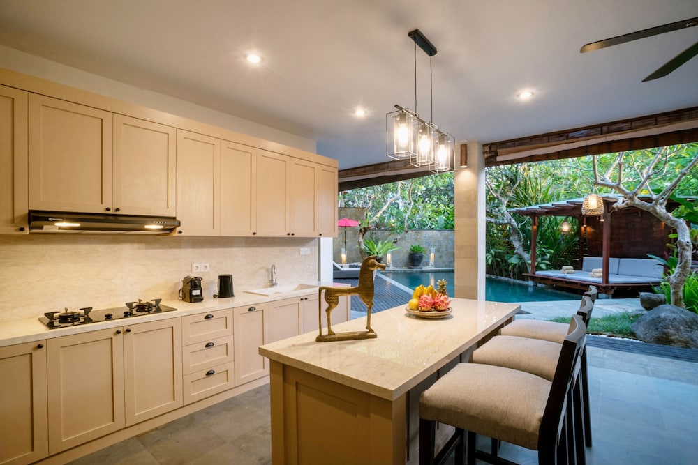 villa pulung jimbaran by nakula