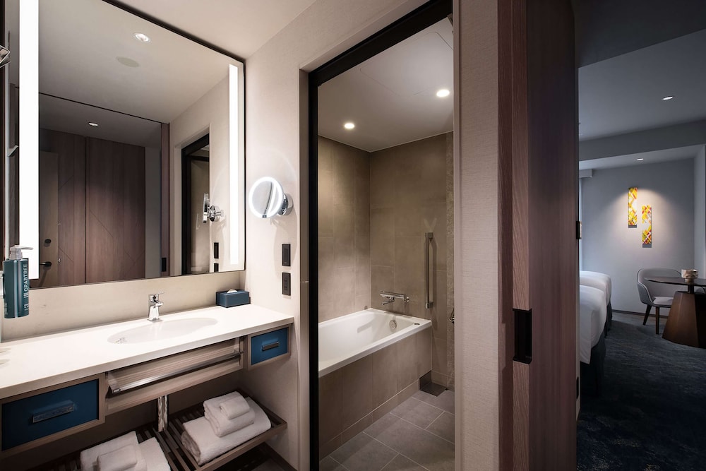 doubletree by hilton osaka castle