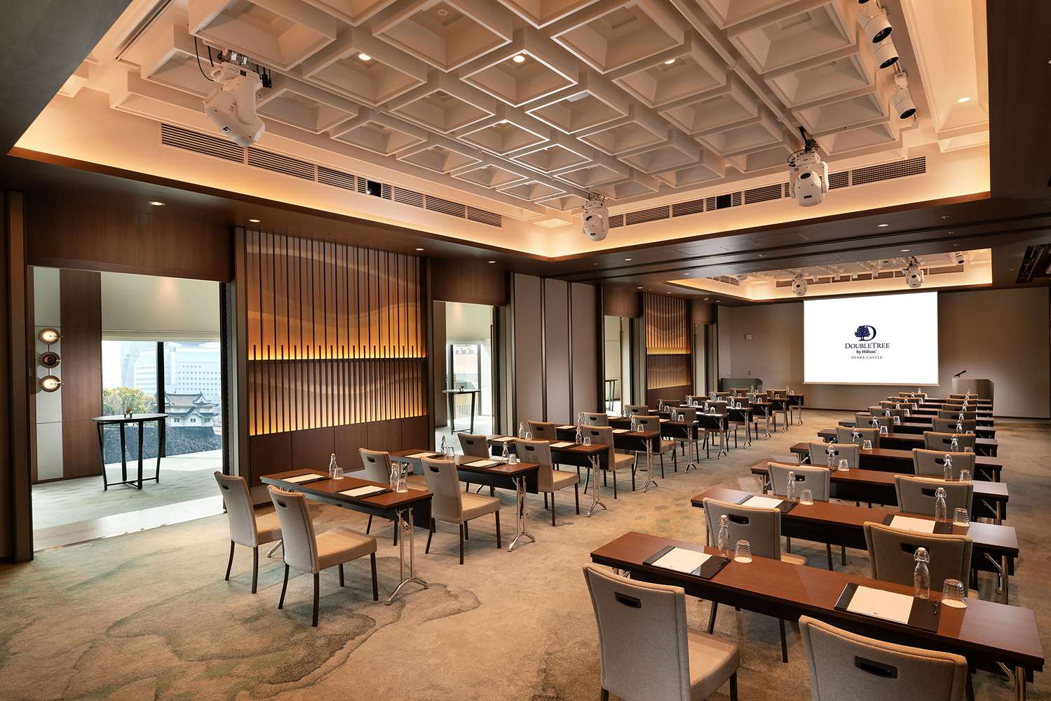 doubletree by hilton osaka castle