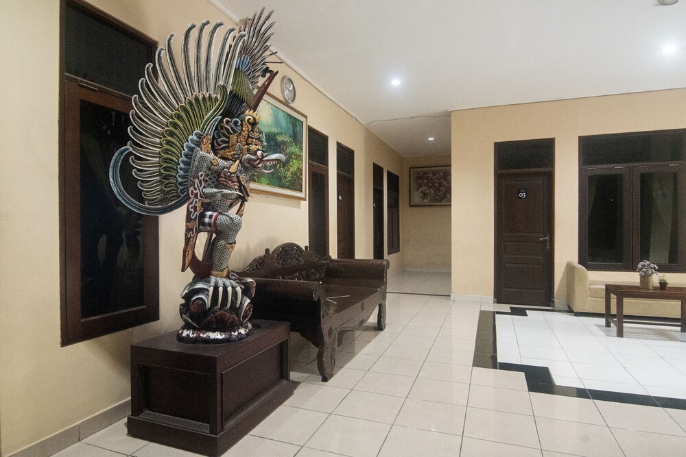 miraa guest house and resto