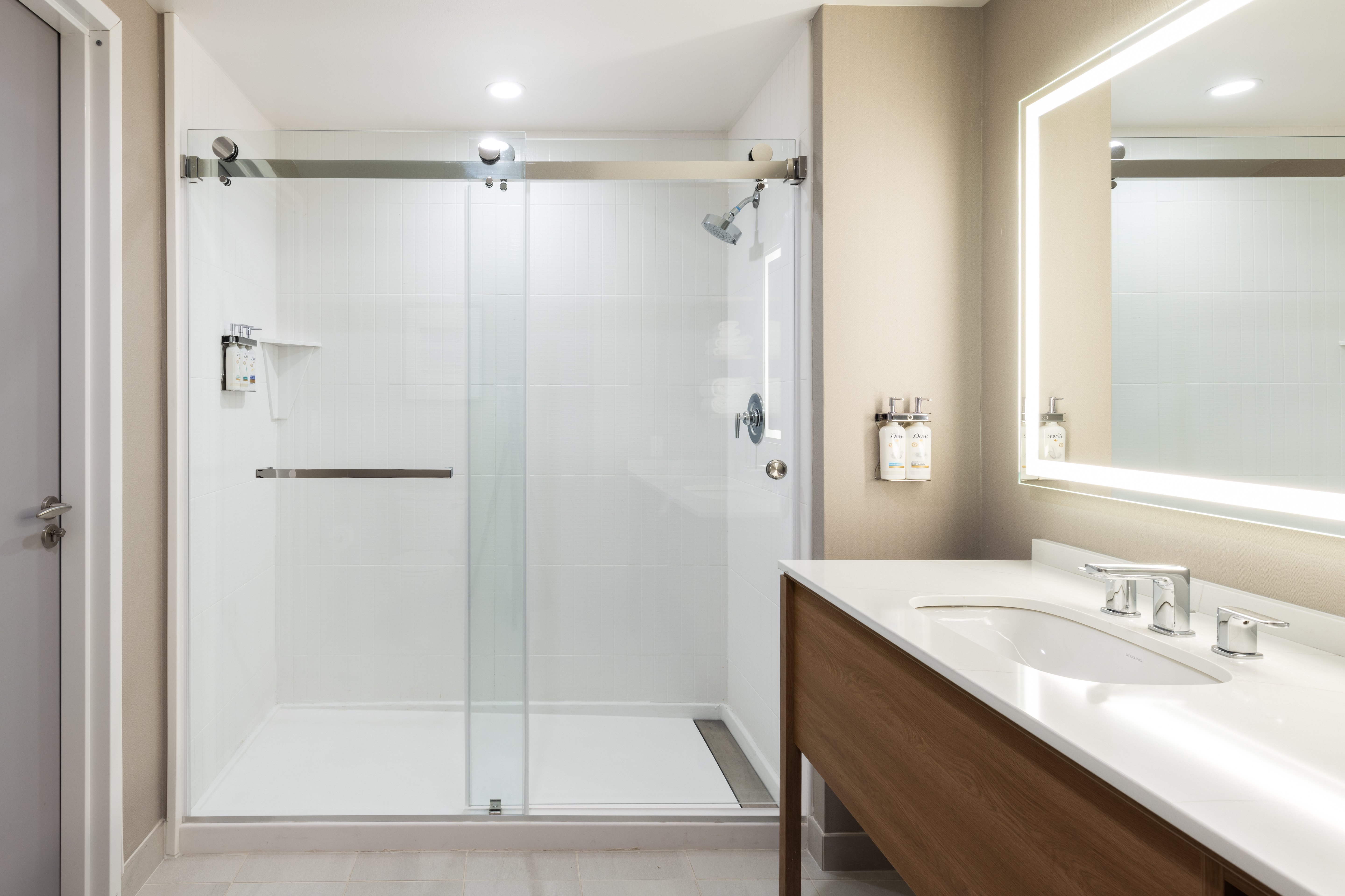 staybridge suites eastvale norco an ihg hotel