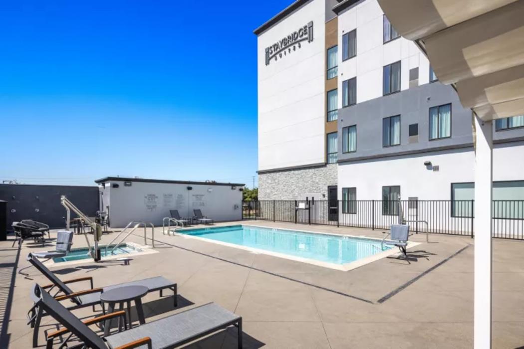 staybridge suites eastvale norco an ihg hotel