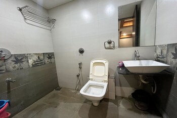hotel om balaji