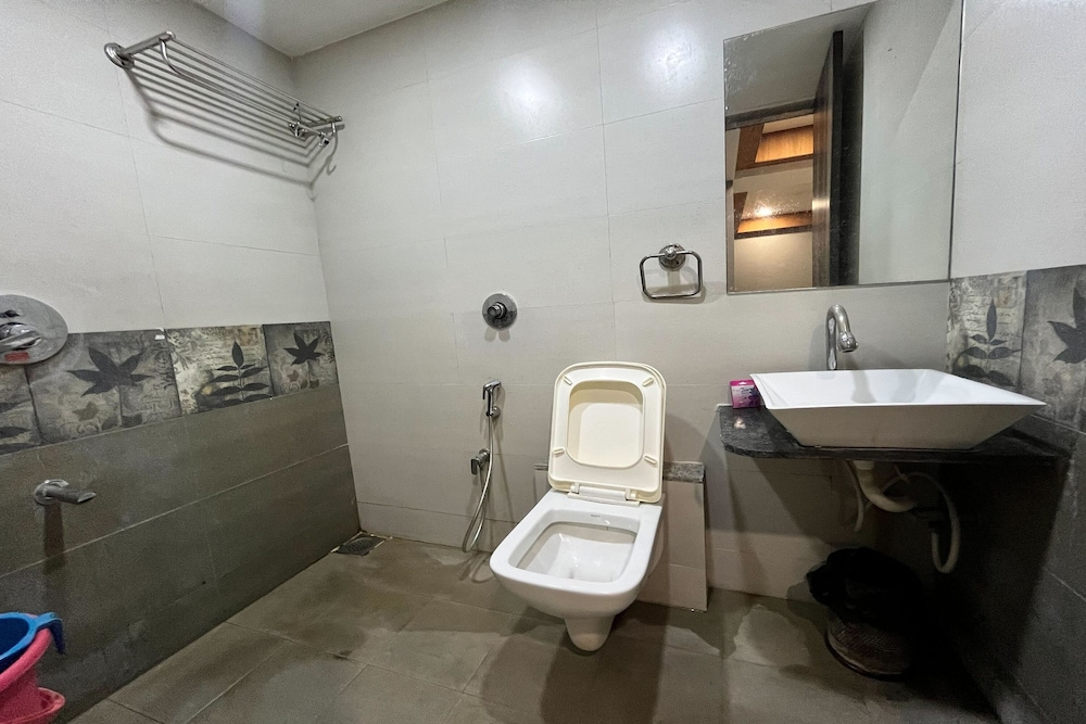 hotel om balaji