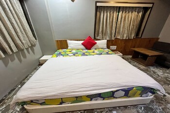 hotel om balaji