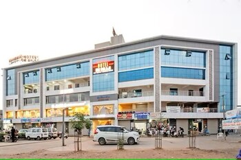 hotel om balaji