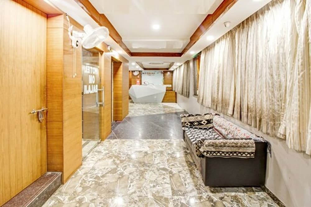 hotel om balaji