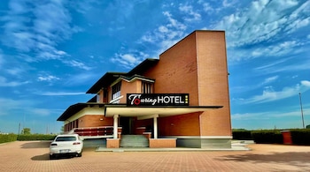 touring hotel