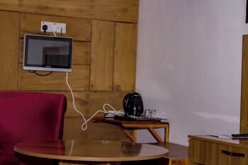 mkomazi hotels and campsite