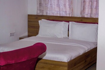mkomazi hotels and campsite