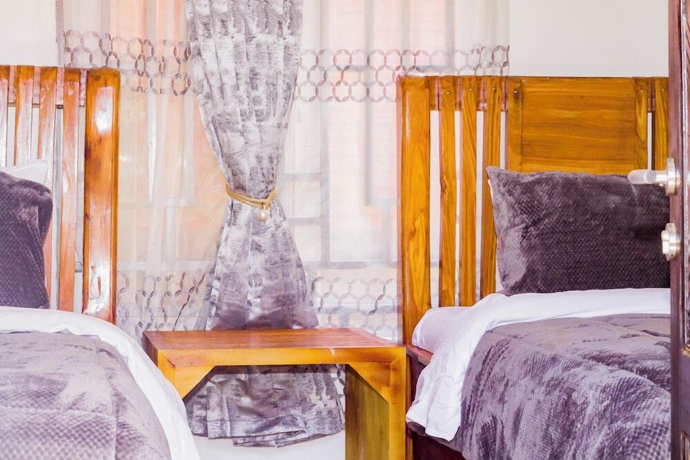 mkomazi hotels and campsite