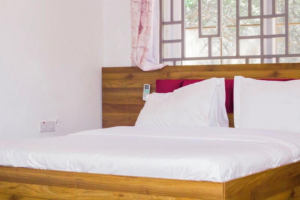 mkomazi hotels and campsite