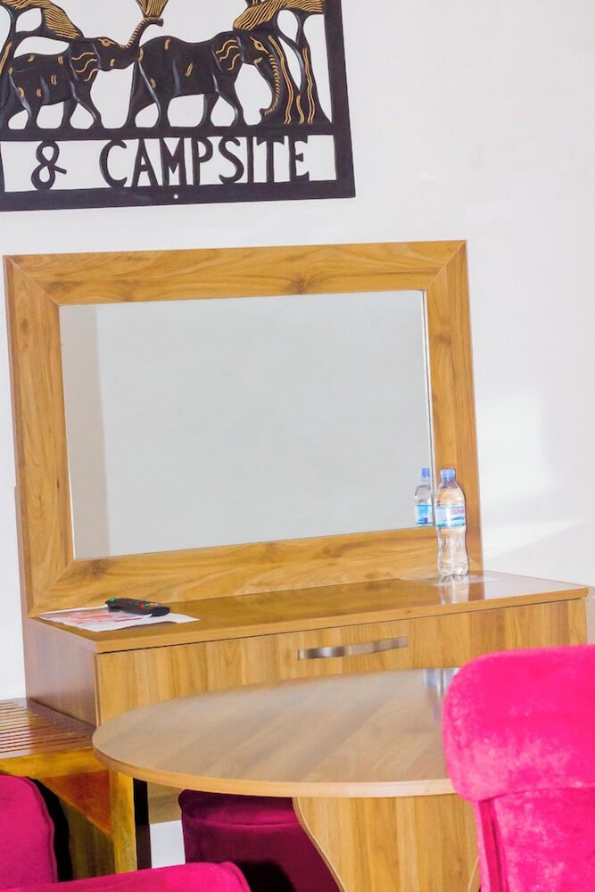 mkomazi hotels and campsite