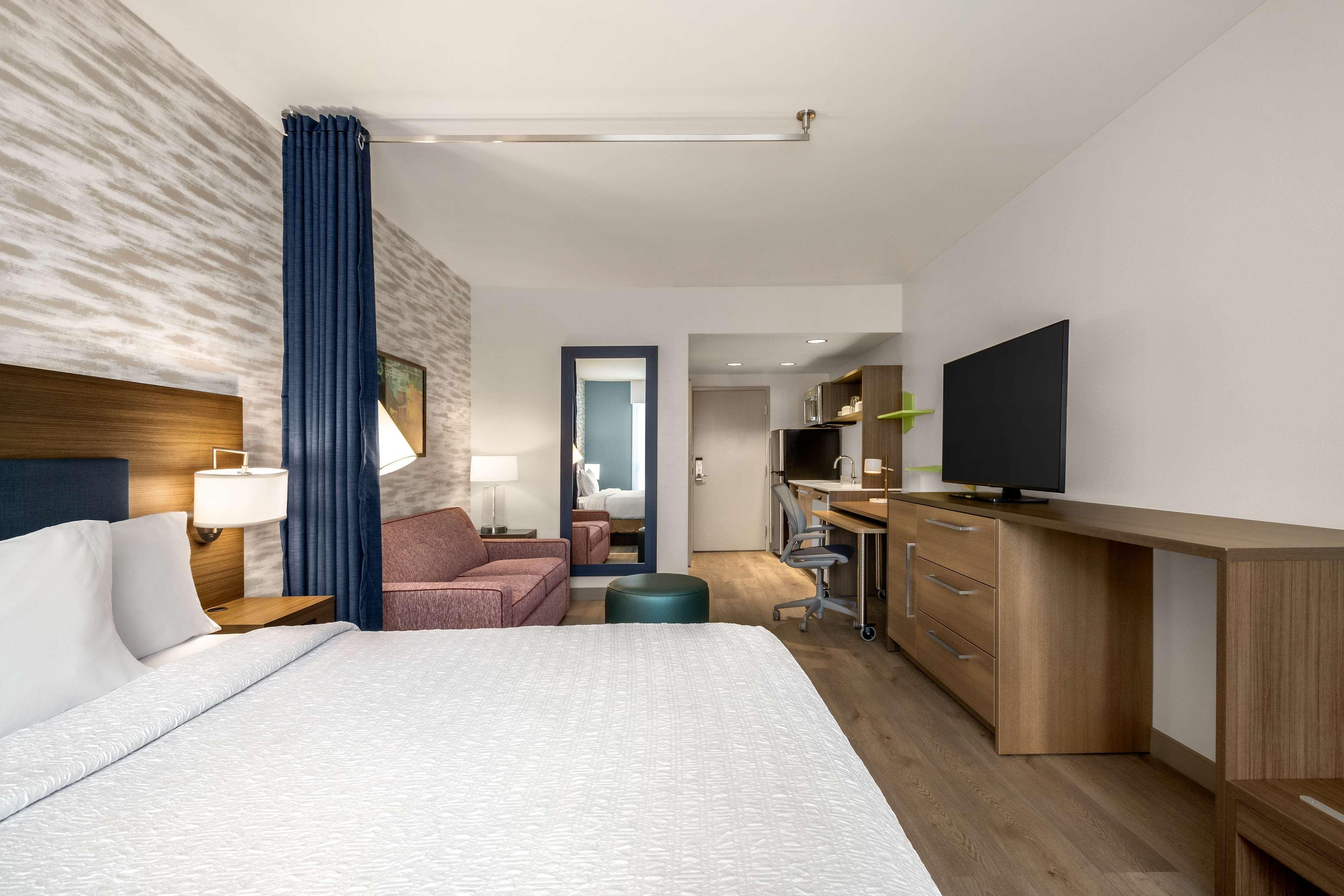 home2 suites by hilton austin east side 5th street