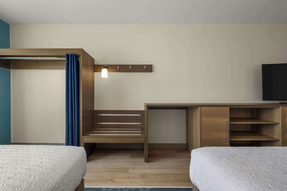 home2 suites by hilton austin east side 5th street