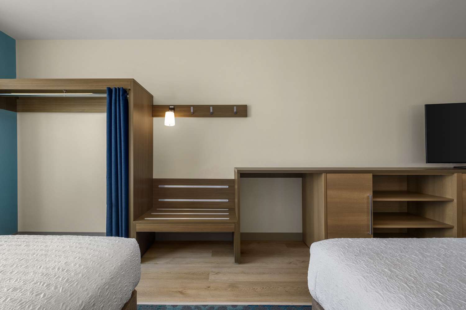 home2 suites by hilton austin east side 5th street