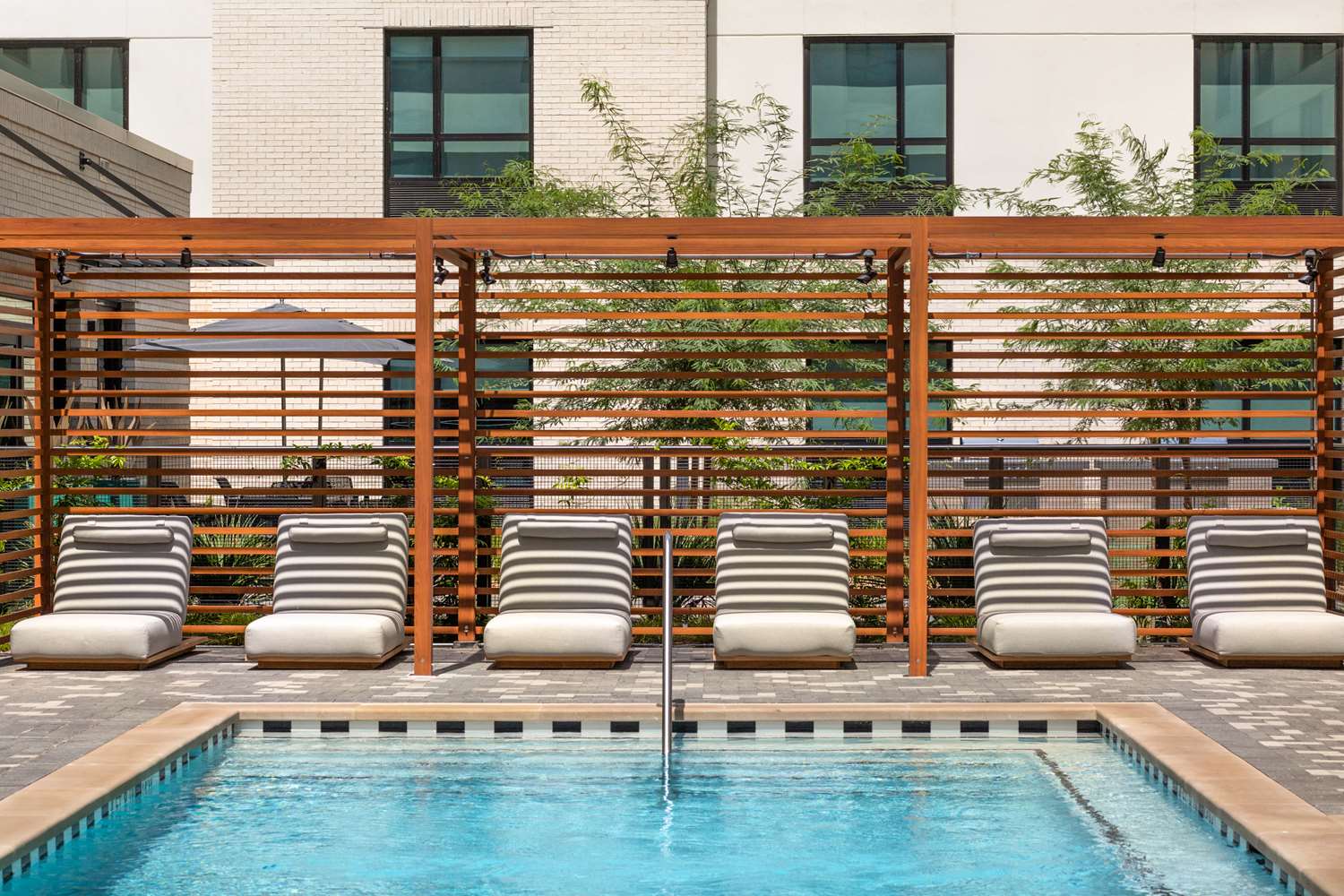home2 suites by hilton austin east side 5th street