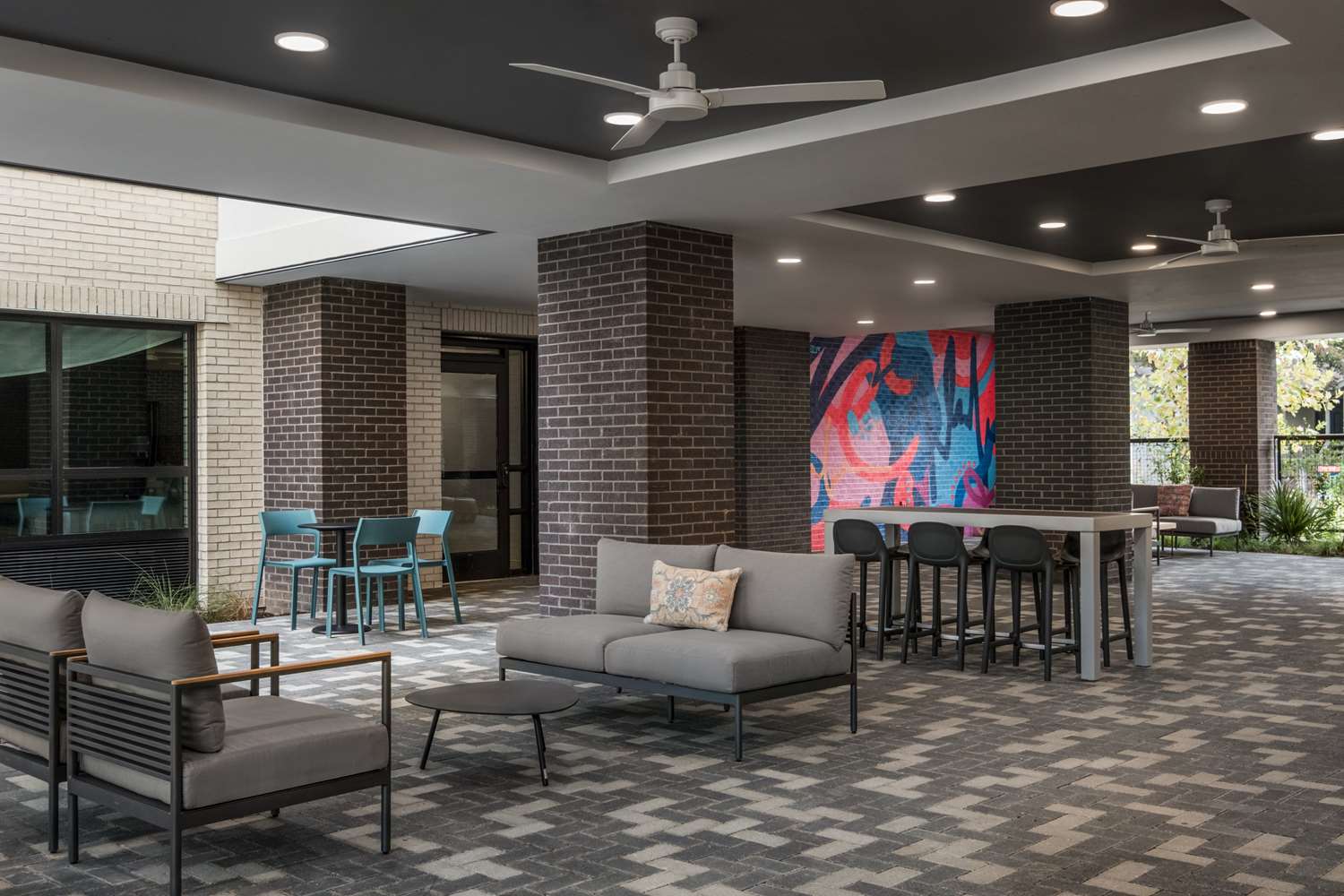 home2 suites by hilton austin east side 5th street