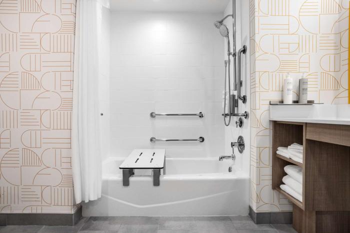 home2 suites by hilton indianapolis north at intech park