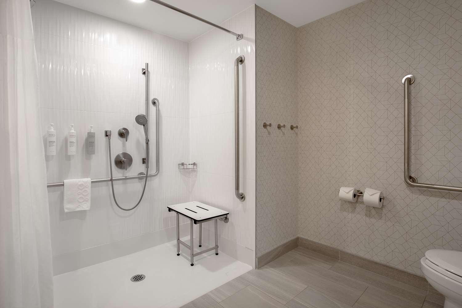 home2 suites by hilton thunder bay
