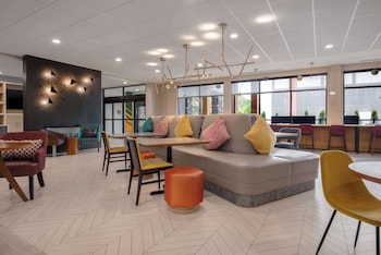 Home2 Suites By Hilton Thunder Bay,Fort William First Nation>>Thunder Bay,3 star