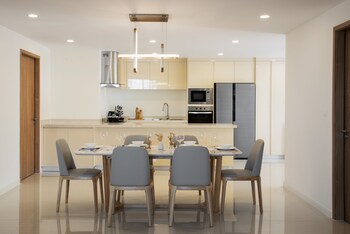 tk central serviced apartments