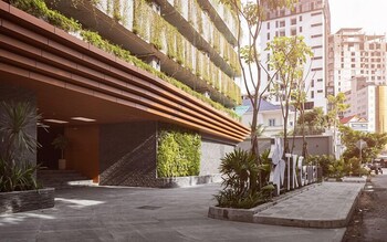 tk central serviced apartments